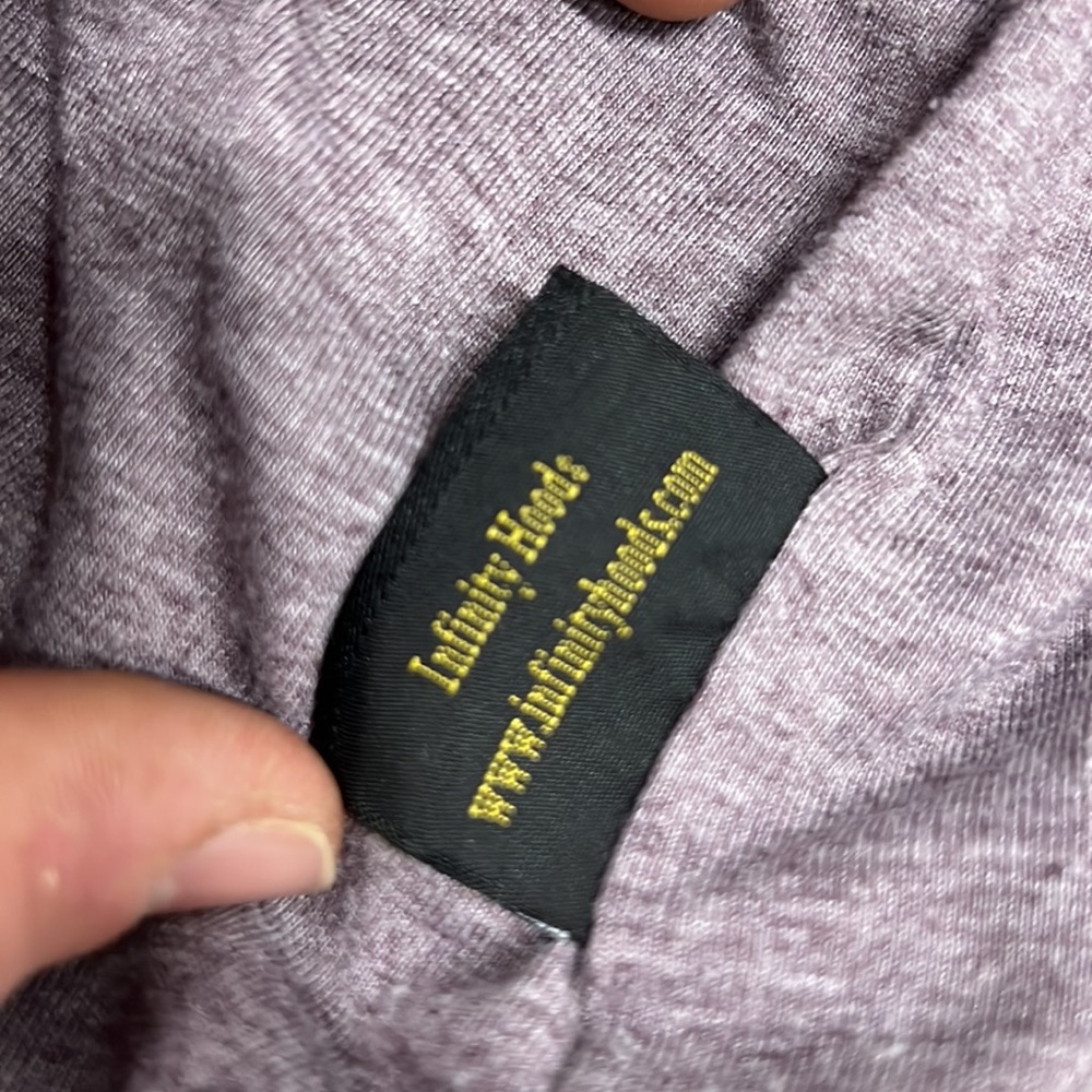 Infinity Hoods button up Vest - Picture 2 of 4